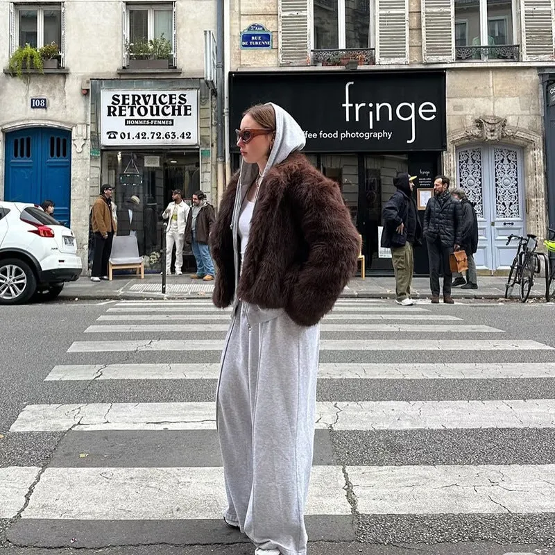 Elegant short imitation fur coat