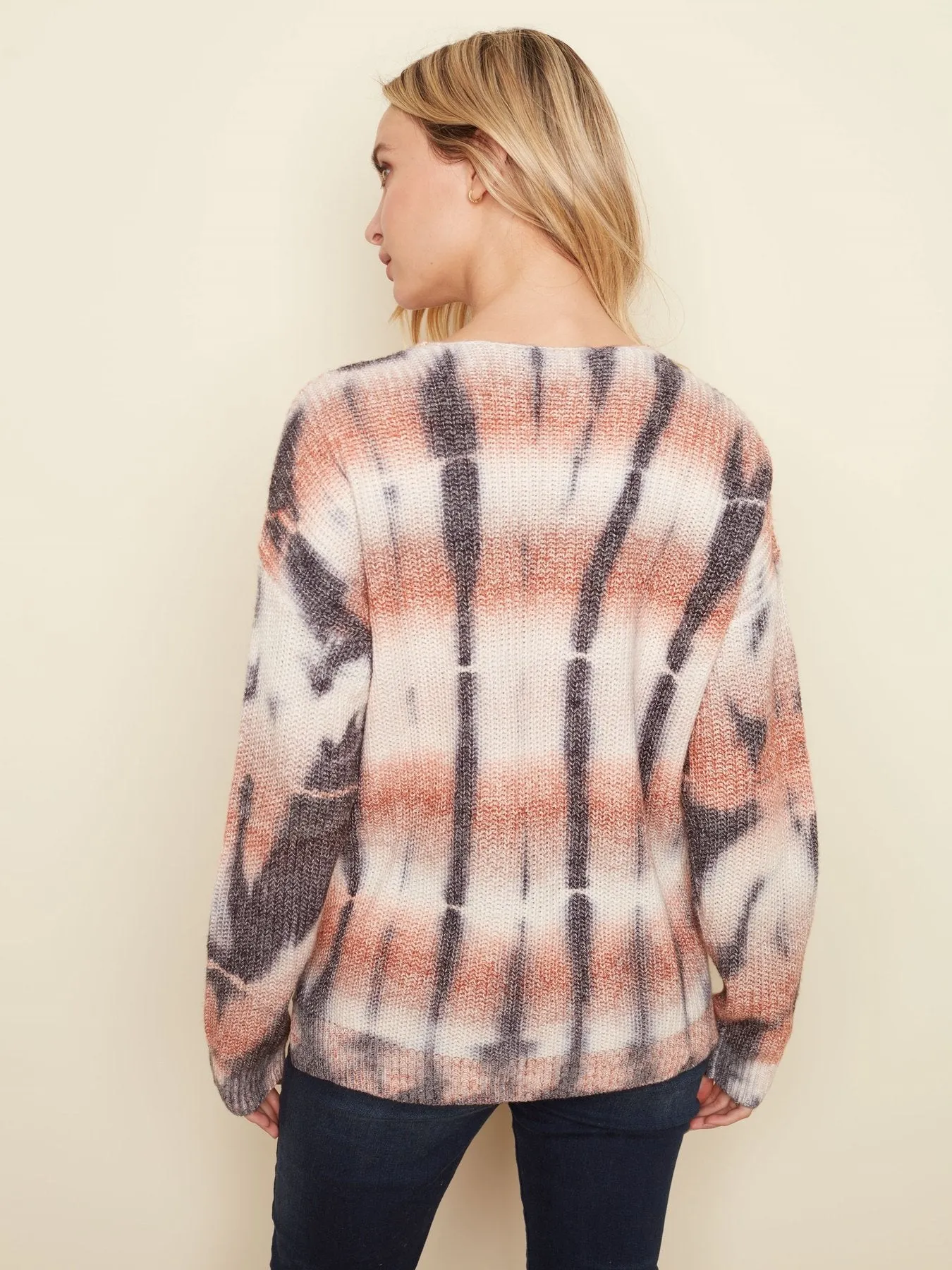 TIE-DYE KNIT SWEATER