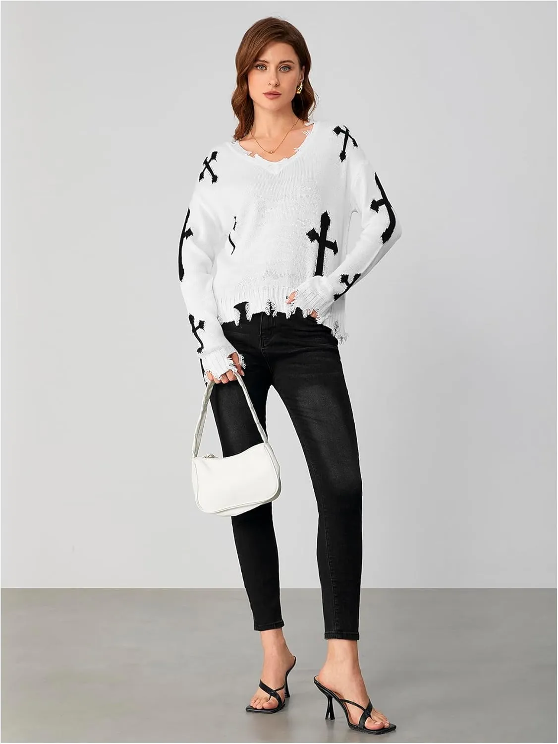 Women's Graphic Sweaters V Neck Long Sleeve Distressed Sweaters Raw Hem Knitted Pullover Top