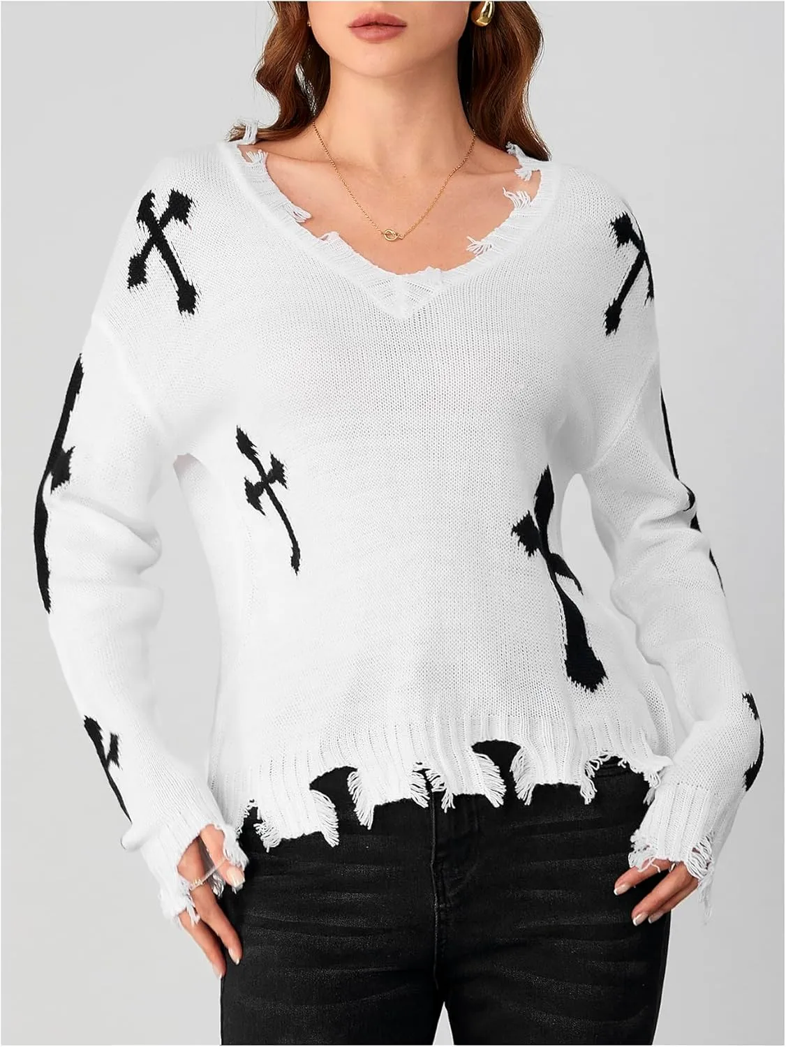 Women's Graphic Sweaters V Neck Long Sleeve Distressed Sweaters Raw Hem Knitted Pullover Top